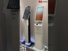 23.6インチ カーブドセルフサービス タッチスクリーン キオスク Qrコードスキャナープリンター